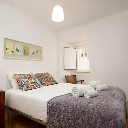 Bright And Cozy By Innkeeper